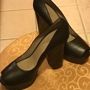 Calvin Klein Collection $895 Peep-Toe Pumps ~ NEW